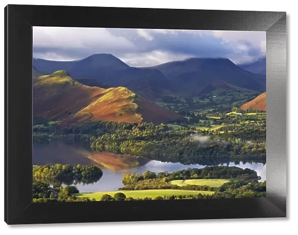 Derwent Water and Catbells mountain, Lake District, Cumbria, England. Autumn (October)