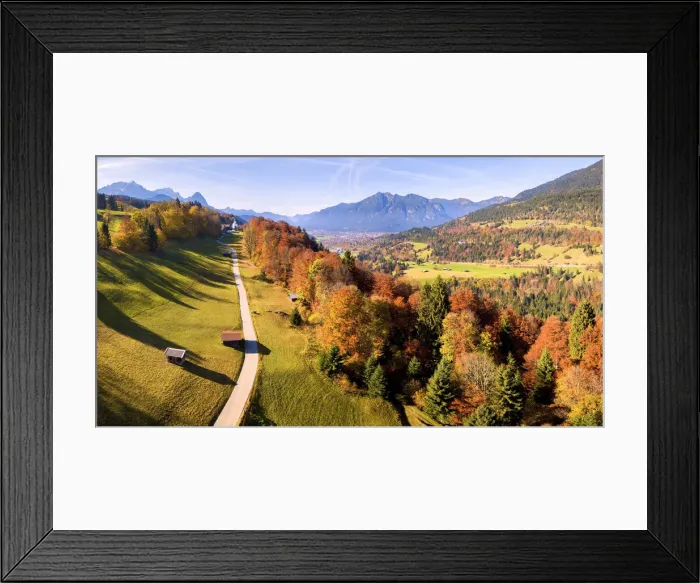 Framed Print : The iconic Wamberg Church, with Mount Waxenstein on the background