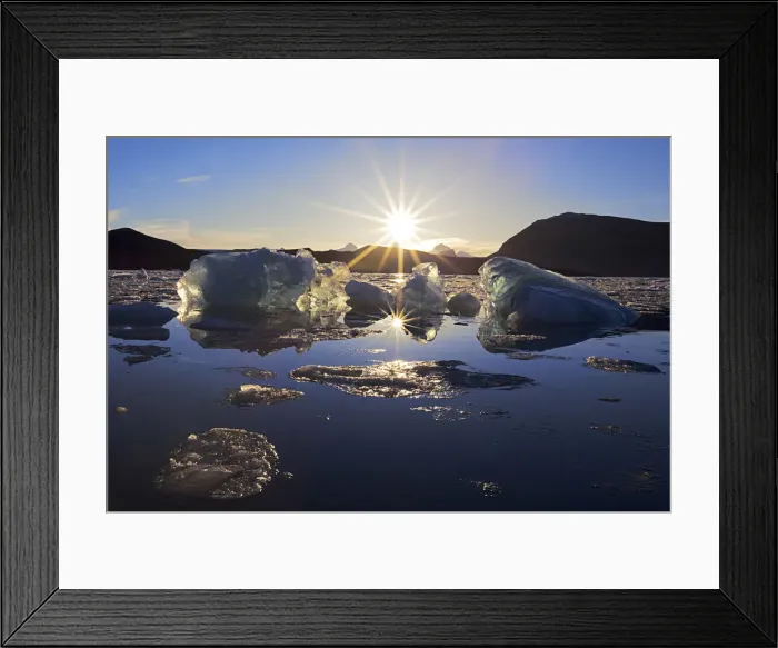 Framed Print : Sun reflecting on the partly frozen surface of Kongsfjord, northern Spitsbergen, Svalbard Framed Print : Sun reflecting on the partly frozen surface of Kongsfjord, northern Spitsbergen, Svalbard