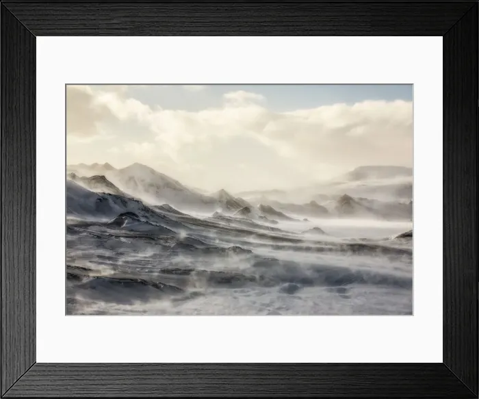 Framed Print : Heavy snowstorm in Sassendalen, central Spitsbergen, Svalbard Framed Print : Heavy snowstorm in Sassendalen, central Spitsbergen, Svalbard