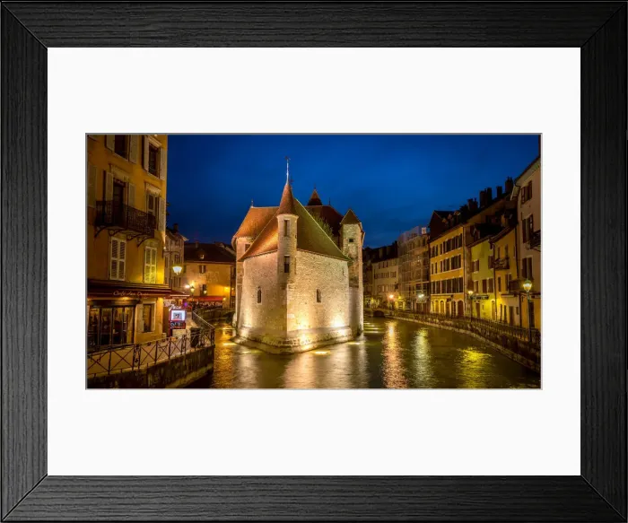 Framed Print : Anncy by night, Auvergne-Rha'ne-Alpes, Haute-Savoie, France, French Framed Print : Anncy by night, Auvergne-Rha'ne-Alpes, Haute-Savoie, France, French