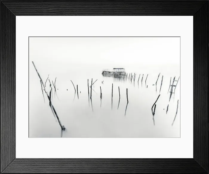 Framed Print : Carrasqueira harbour, the iconic Cais Palafitico, Setubal, Portugal Framed Print : Carrasqueira harbour, the iconic Cais Palafitico, Setubal, Portugal