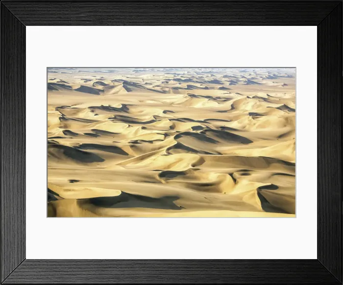 Framed Print : The spectacular dunes of the Namib, a coastal desert in southern Africa Framed Print : The spectacular dunes of the Namib, a coastal desert in southern Africa