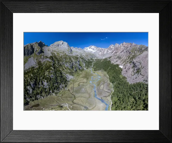 Framed Print : Aerial panoramic of Monte Disgrazia and Corni Bruciati, Preda Rossa, Valmasino, Valtellina Framed Print : Aerial panoramic of Monte Disgrazia and Corni Bruciati, Preda Rossa, Valmasino, Valtellina