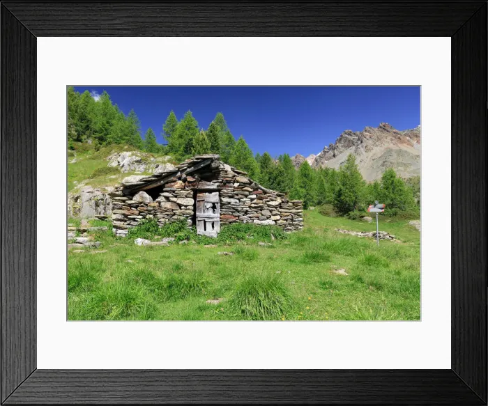 Framed Print : Old alpine hut at Alpe Zana, Valmalenco, Province of Sondrio, Lombardy, Italy, Europe Framed Print : Old alpine hut at Alpe Zana, Valmalenco, Province of Sondrio, Lombardy, Italy, Europe