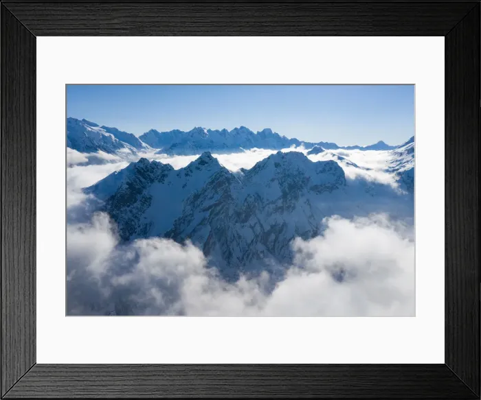 Framed Print : View on the iced peaks of val Bregaglia - Bergell, from Val Maroz, Casaccia, Canton Framed Print : View on the iced peaks of val Bregaglia - Bergell, from Val Maroz, Casaccia, Canton
