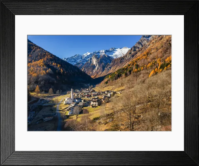 Framed Print : View of the village of Bodengo in autumn, val Bodengo, val Chiavenna, province of Sondrio
