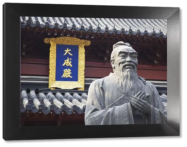 Statue of Confucius in Confucius Temple, Fuzi Miao area, Nanjing, Jiangsu, China