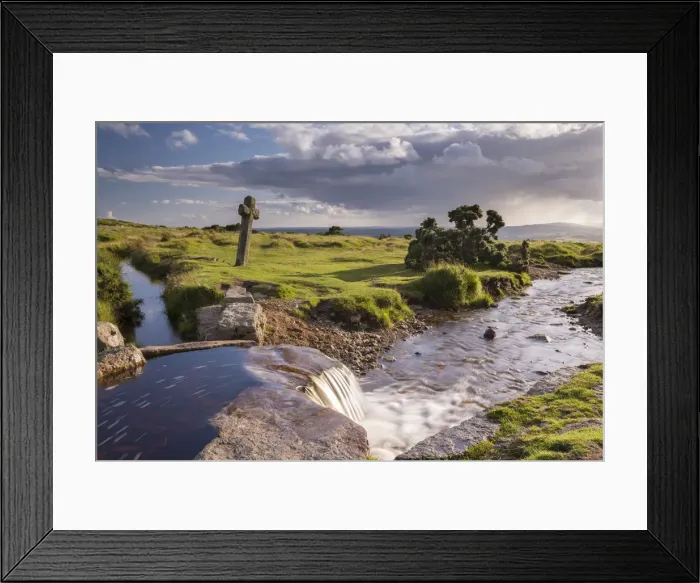 Framed Print : Beckamoor Cross and the Grimstone and Sortridge Leat, Dartmoor National Park, Devon Framed Print : Beckamoor Cross and the Grimstone and Sortridge Leat, Dartmoor National Park, Devon