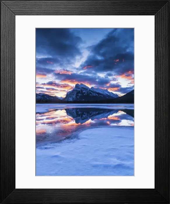 Framed Print : Mt. Rundle Reflecting in Vermillion Lakes at Sunrise, Banff National Park, Alberta