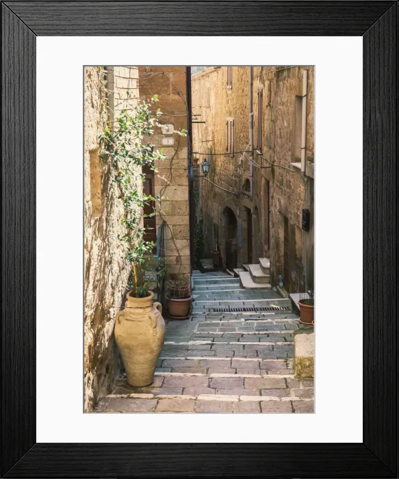Framed Print : Pitigliano, Grosseto province, Tuscany, Italy