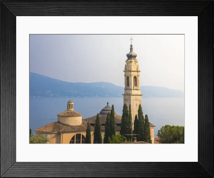 Framed Print : Elevated view of Gargnano, a small village on Garda Lake coastline. Brescia District