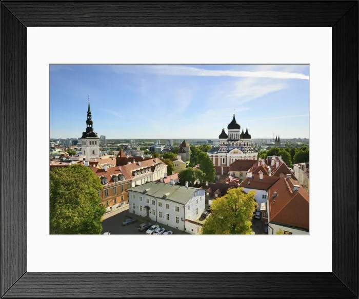 Framed Print : Alexander Nevsky Cathedral in Toompea Hill Framed Print : Alexander Nevsky Cathedral in Toompea Hill