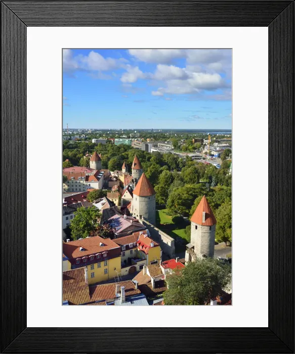 Framed Print : Old Town Wall, a Unesco World Heritage Site. Tallinn, Estonia Framed Print : Old Town Wall, a Unesco World Heritage Site. Tallinn, Estonia