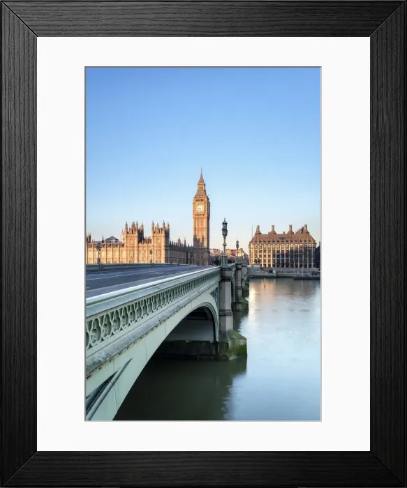 Framed Print : United Kingdom, England, London. Westminster Bridge in front of Palace of Westminster Framed Print : United Kingdom, England, London. Westminster Bridge in front of Palace of Westminster