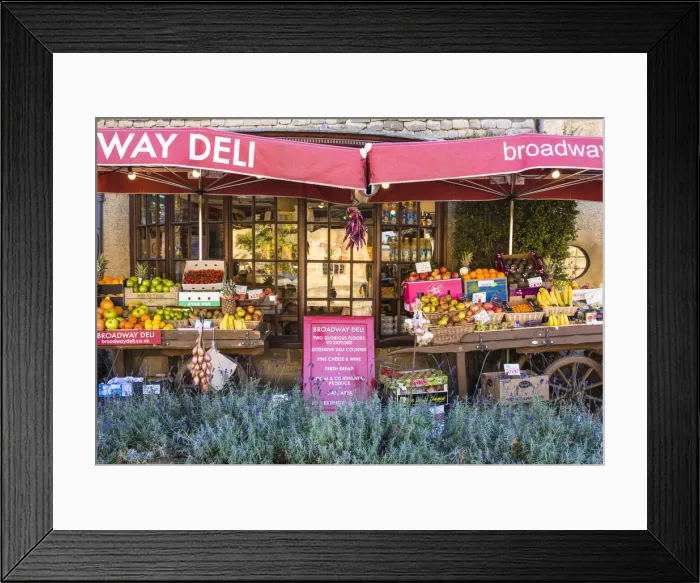 Framed Print : Deli in the Cotswold village of Broadway, Worcestershire, UK Framed Print : Deli in the Cotswold village of Broadway, Worcestershire, UK