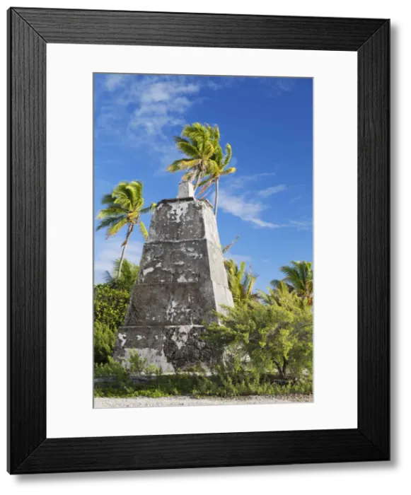 Framed Print : Ancient lighthouse, Fakarava, Tuamotu Islands, French Polynesia Framed Print : Ancient lighthouse, Fakarava, Tuamotu Islands, French Polynesia