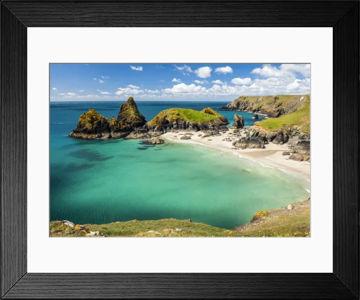 Framed Print : Kynance Cove, Cornwall, England Framed Print : Kynance Cove, Cornwall, England