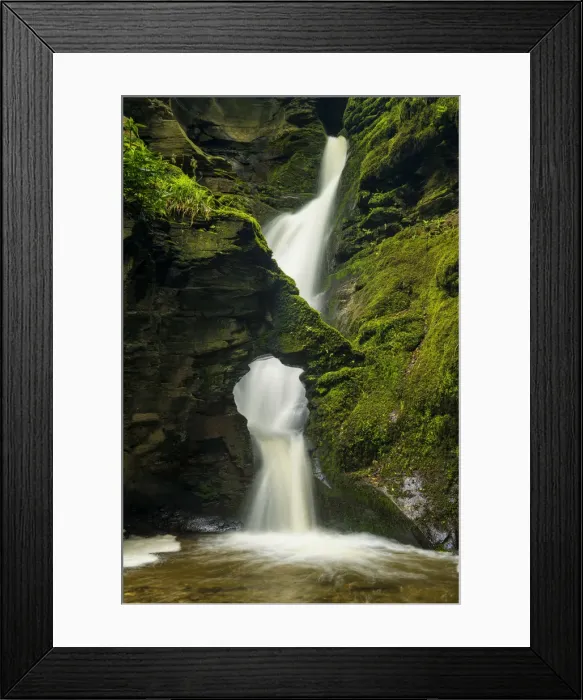 Framed Print : St. Nectans Glen Waterfall, near Tintagel, Cornwall, England