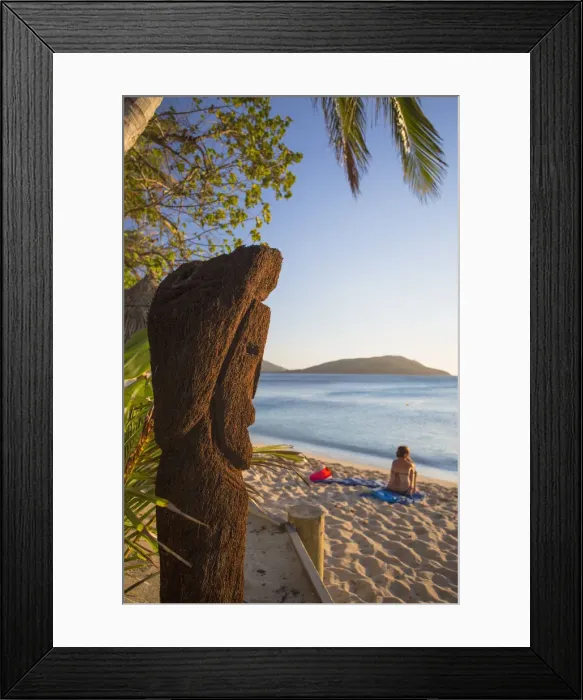 Framed Print : Statue at Blue Lagoon Resort, Nacula Island, Yasawa Islands, Fiji