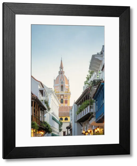 Framed Print : Colombia, Caribbean coast, Cartagena, view of colonial buildings in the old city centre Framed Print : Colombia, Caribbean coast, Cartagena, view of colonial buildings in the old city centre