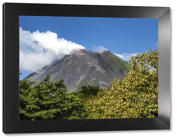Central America, Costa Rica, La Fortuna, Arenal volcano and national park