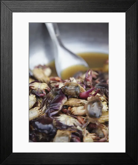 Framed Print : Cooked crabs at market, Phnom Penh, Cambodia