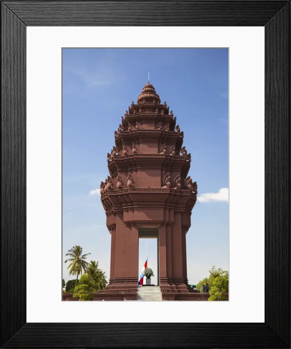 Framed Print : Independence Monument, Phnom Penh, Cambodia Framed Print : Independence Monument, Phnom Penh, Cambodia