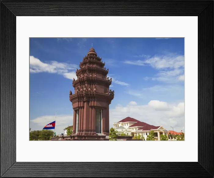 Framed Print : Independence Monument, Phnom Penh, Cambodia Framed Print : Independence Monument, Phnom Penh, Cambodia