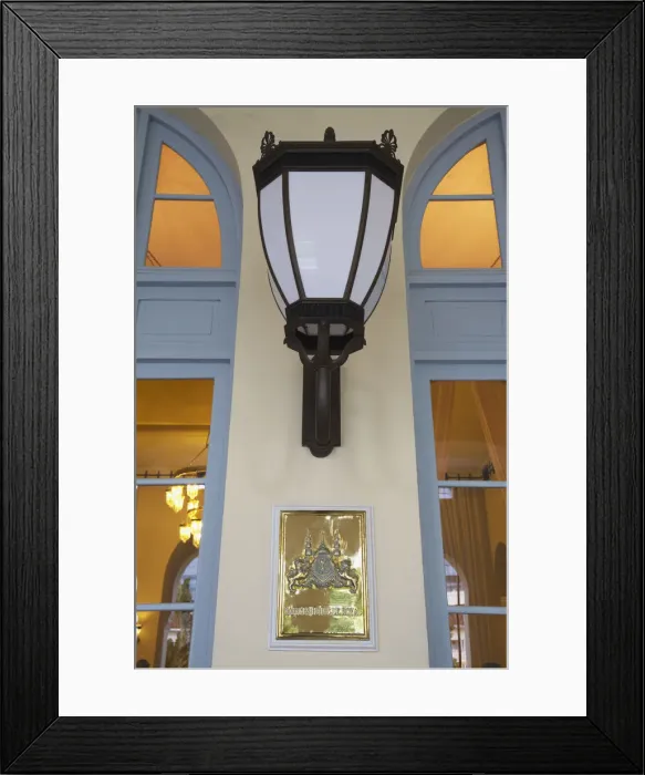 Framed Print : Raffles Hotel Le Royal, Phnom Penh, Cambodia