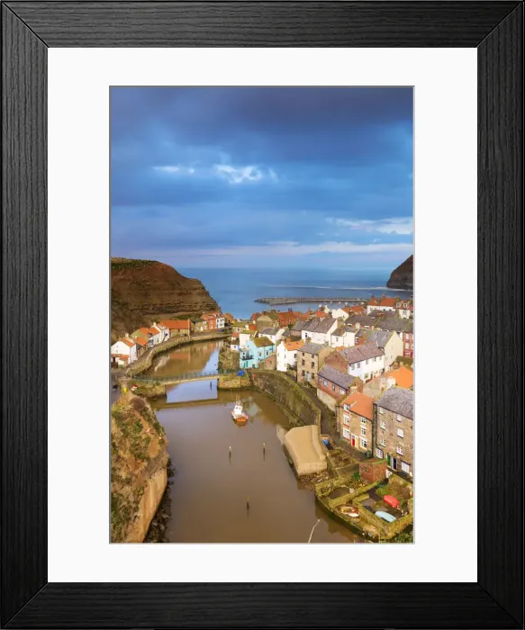 Framed Print : United Kingdom, England, North Yorkshire, Staithes. The sleepy harbour in the evening Framed Print : United Kingdom, England, North Yorkshire, Staithes. The sleepy harbour in the evening