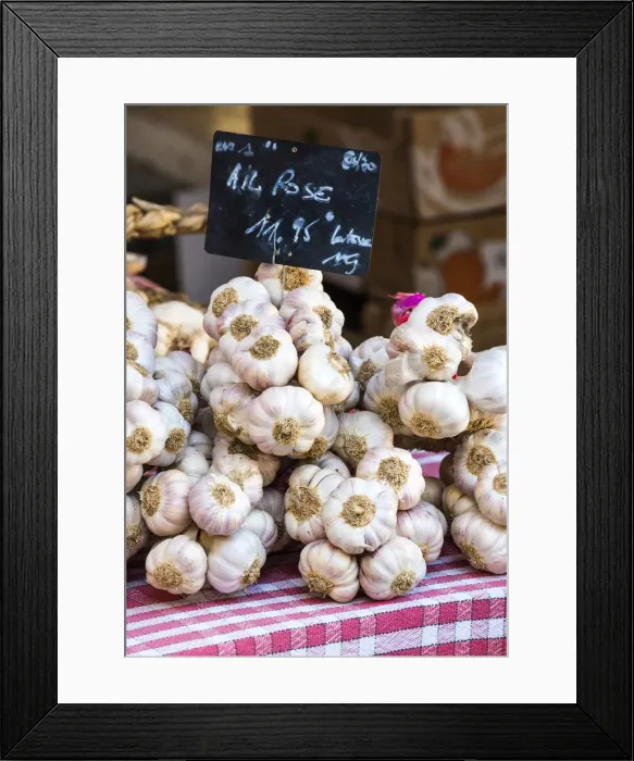 Framed Print : Garlic on sale at the outdoor market, Limousin, France Framed Print : Garlic on sale at the outdoor market, Limousin, France