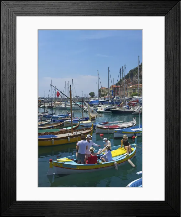 Framed Print : Port Lympia, Quartier du Port, Nice, Cote Azur, Alpes-Maritimes Framed Print : Port Lympia, Quartier du Port, Nice, Cote Azur, Alpes-Maritimes