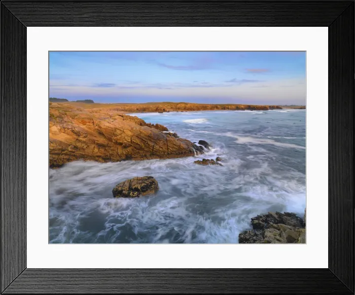 Framed Print : France, Brittany, Morbihan, Cote Sauvage, Quiberon Peninsula, Pointe du Percho, Port