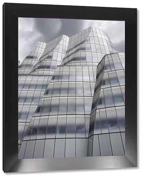USA, New york, The IAC Building designed by architect Frank Gehry