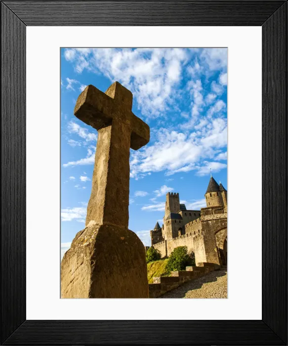 Framed Print : The fortified city of Carcassonne, Languedoc-Roussillon, France Framed Print : The fortified city of Carcassonne, Languedoc-Roussillon, France