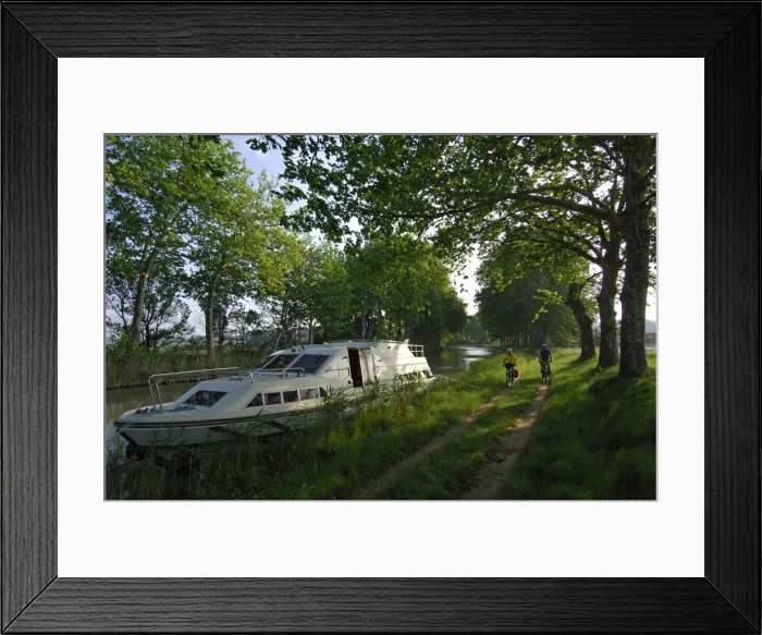 Framed Print : House boat, Canal du Midi, Midi, France