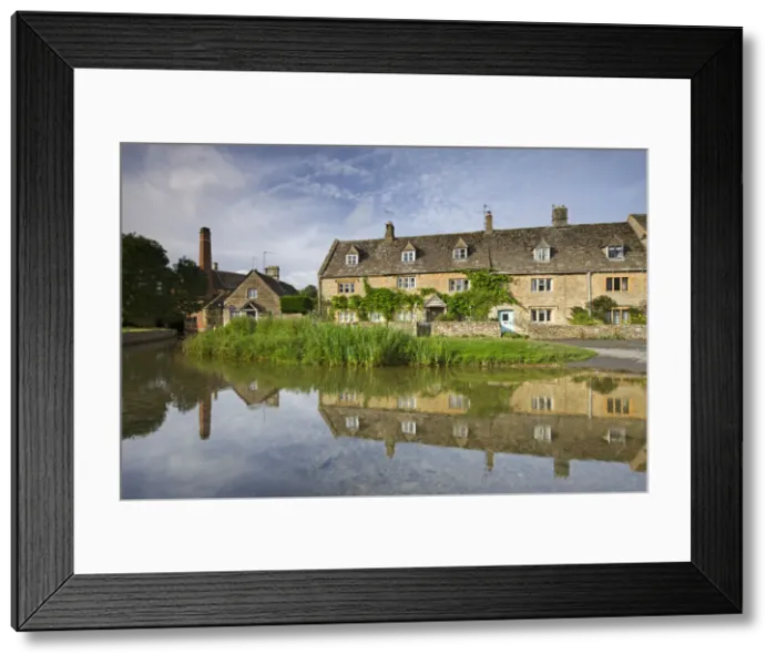 Framed Print : Cottages and old mill beside the River Eye in the Cotswolds village of Lower Slaughter Framed Print : Cottages and old mill beside the River Eye in the Cotswolds village of Lower Slaughter