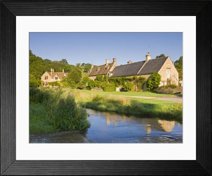 Framed Print : Picturesque farmhouses beside the River Eye in the Cotswolds village of Upper Slaughter Framed Print : Picturesque farmhouses beside the River Eye in the Cotswolds village of Upper Slaughter