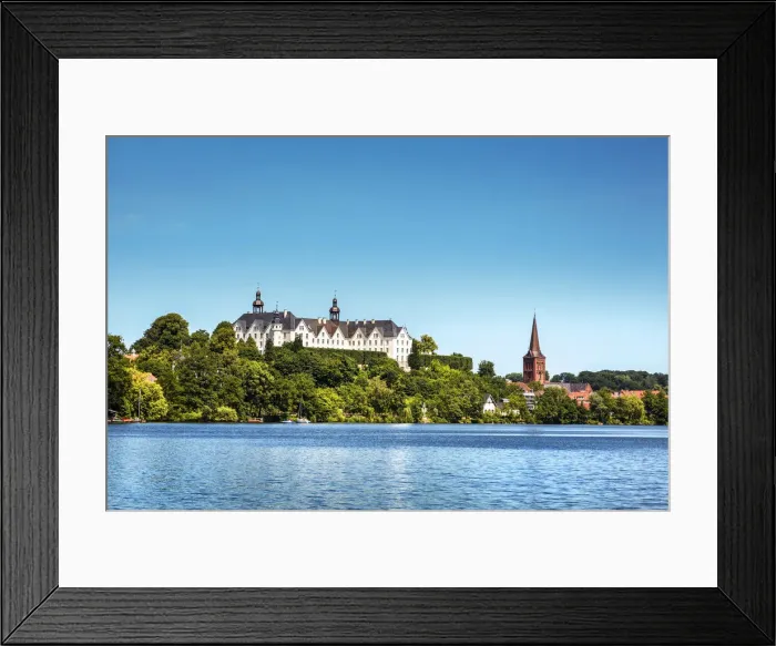 Framed Print : Plon castle, Plon lake, Holsteinische Schweiz, Baltic coast Framed Print : Plon castle, Plon lake, Holsteinische Schweiz, Baltic coast