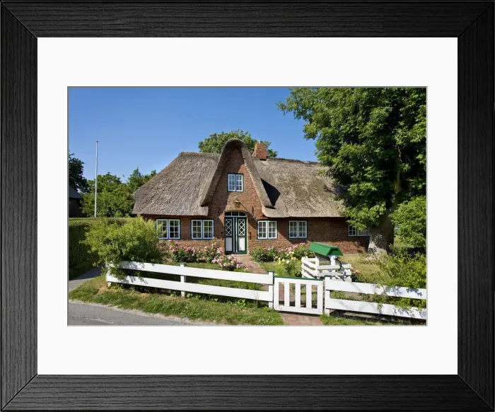Framed Print : Thatched roof house, Keitum, Sylt Island, North Frisian Islands, Schleswig Holstein