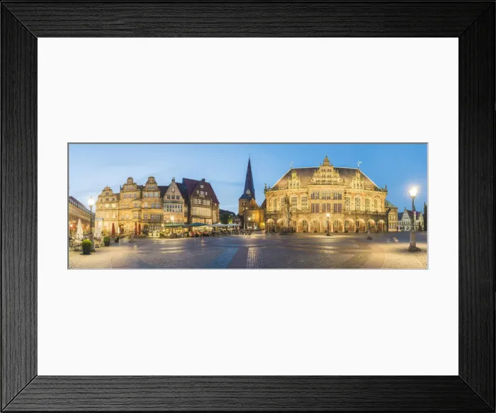 Framed Print : Bremen, Bremen State, Germany. Panoramic view of Marktplatz at dusk