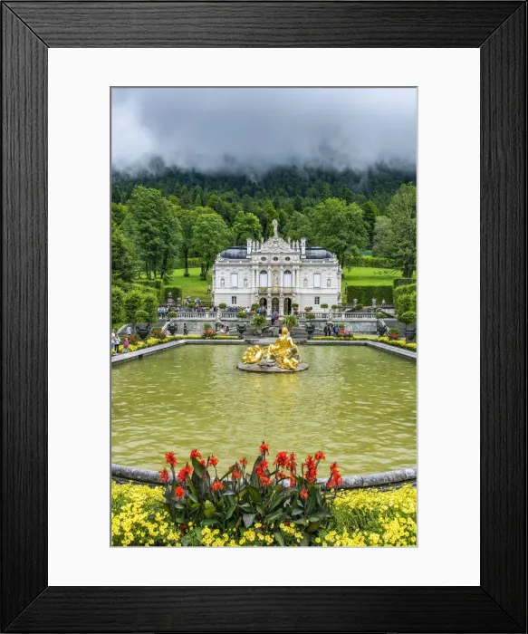 Framed Print : Linderhof Palace or Schloss Linderhof, Oberammergau, Bavaria, Germany Framed Print : Linderhof Palace or Schloss Linderhof, Oberammergau, Bavaria, Germany