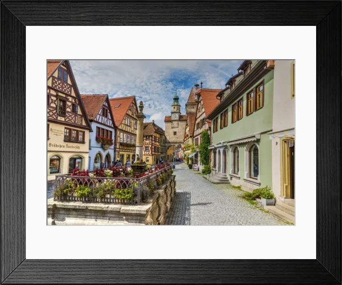 Framed Print : Markusturm tower and colorful medieval timber framed houses, Rothenburg ob der Tauber