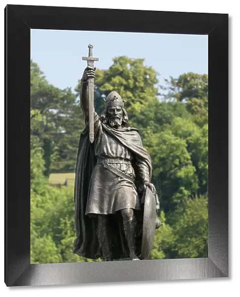 Europe, United Kingdom, England, Hampshire, Winchester, statue of King Alfred the