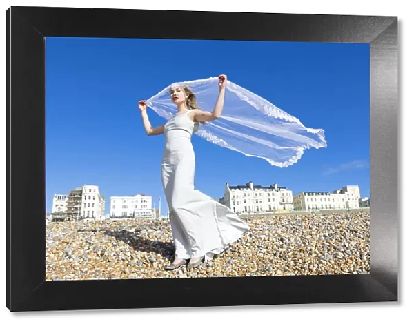 Europe, United Kingdom, England, East Sussex, Brighton, a bride with a veil blowing