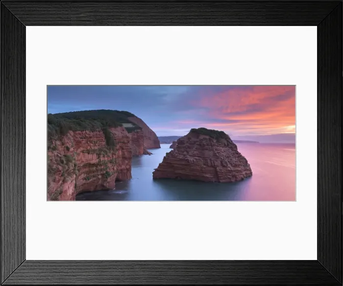 Framed Print : Dawn skies above Ladram Bay, Devon, England. Autumn (September) Framed Print : Dawn skies above Ladram Bay, Devon, England. Autumn (September)