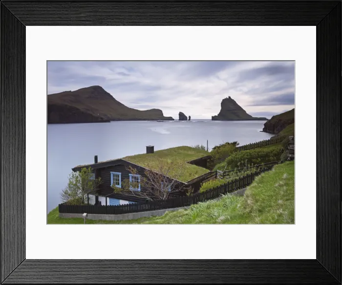 Framed Print : Traditional grass roofed house in the village of Bour, with views to Tindholmur, Vagar