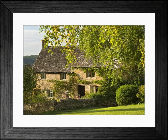 Framed Print : Pretty cottages in the Cotswolds village of Snowshill, Gloucestershire, England