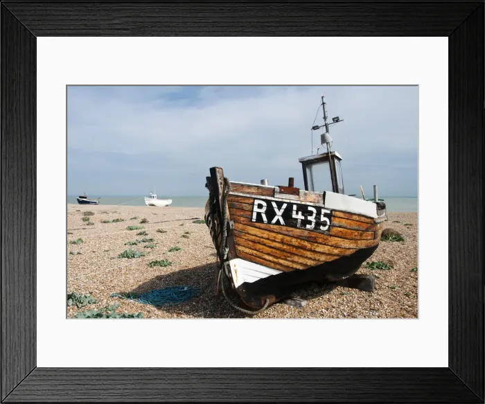 Framed Print : Fishing boats, Dungeness, Kent, UK